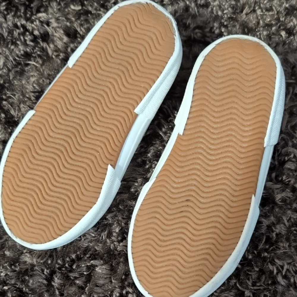 Michael Kors White and Gold Kids Dress Shoes